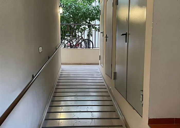 El Limonar De La Ribera Parking Art * Kordoba